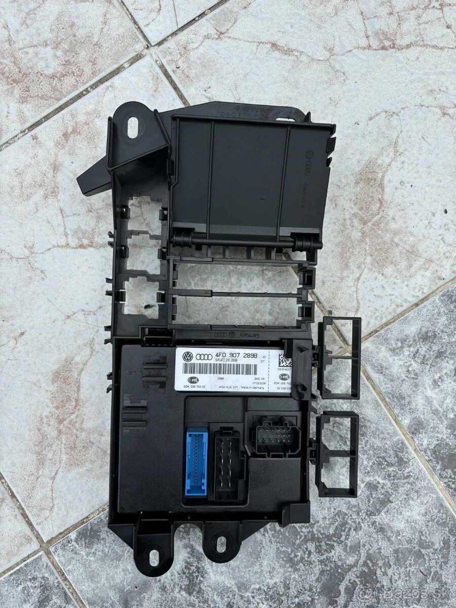 riadiaca jednotka Komfortu 4F0907289B audi