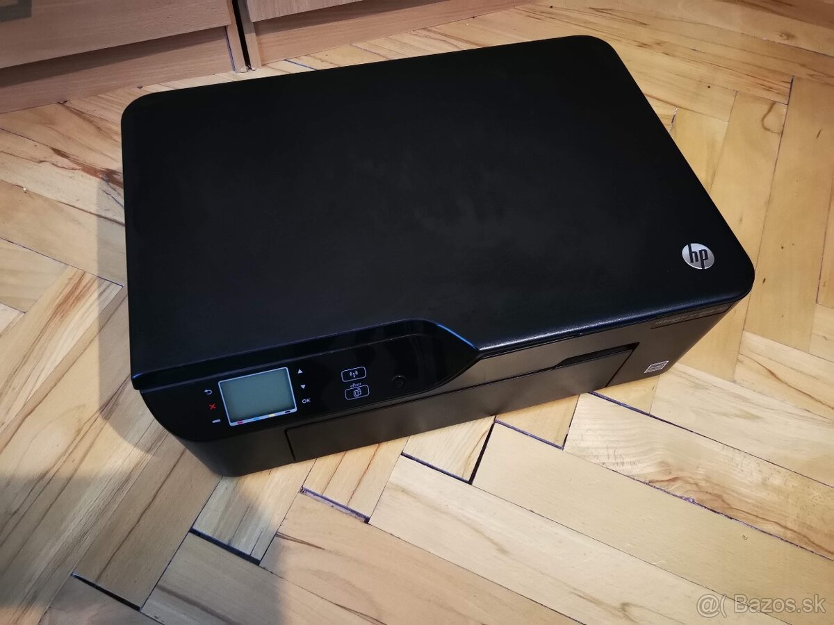 HP DeskJet 3525 - multifunkčnú tlačiareň