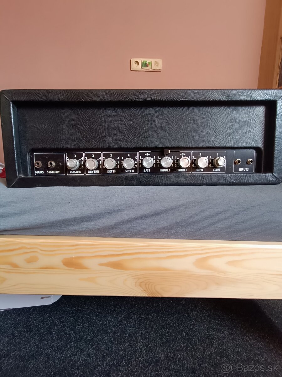 Gitarové akustická hlava