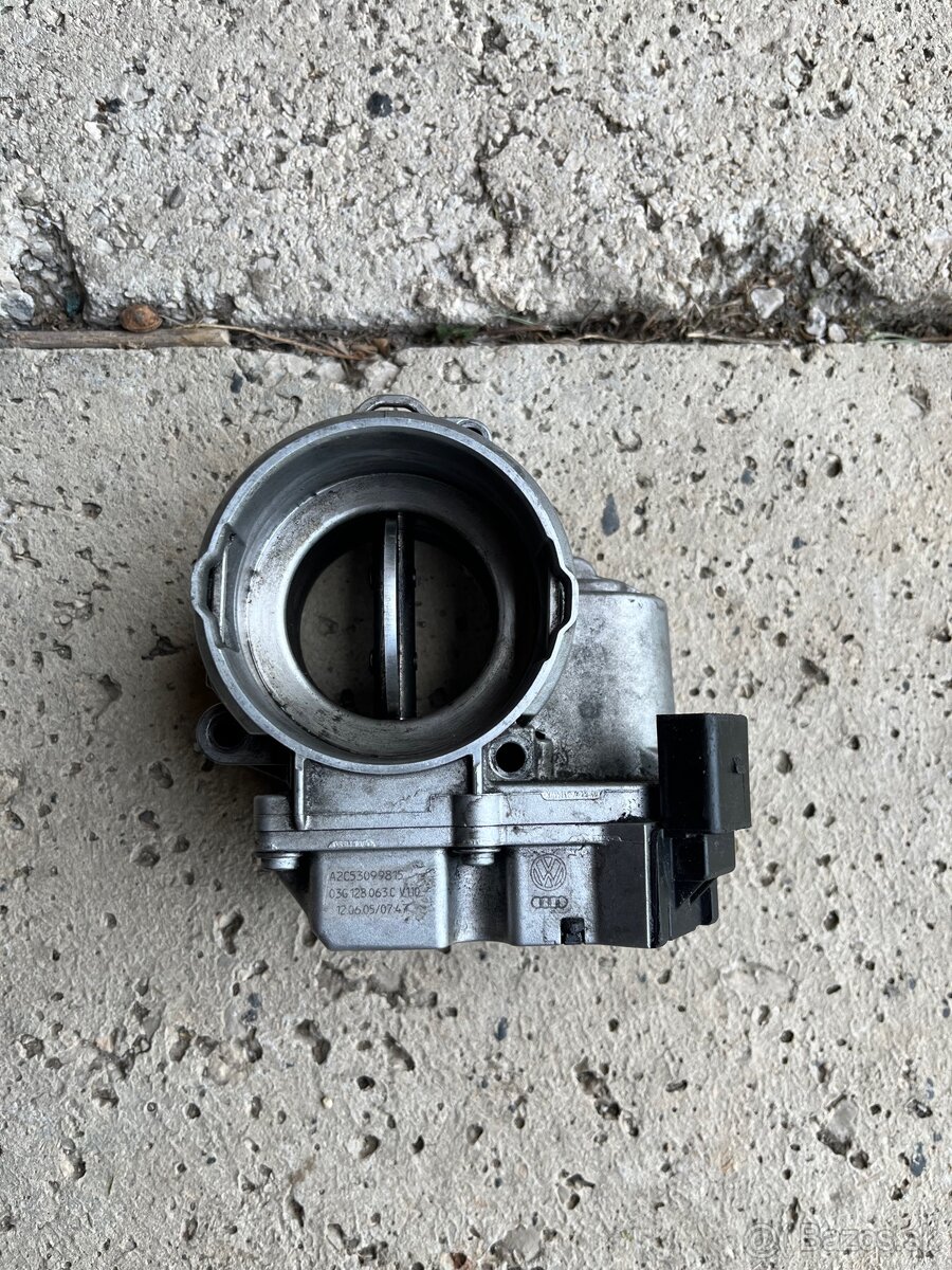 Škrtiaca klapka audi a4 b7