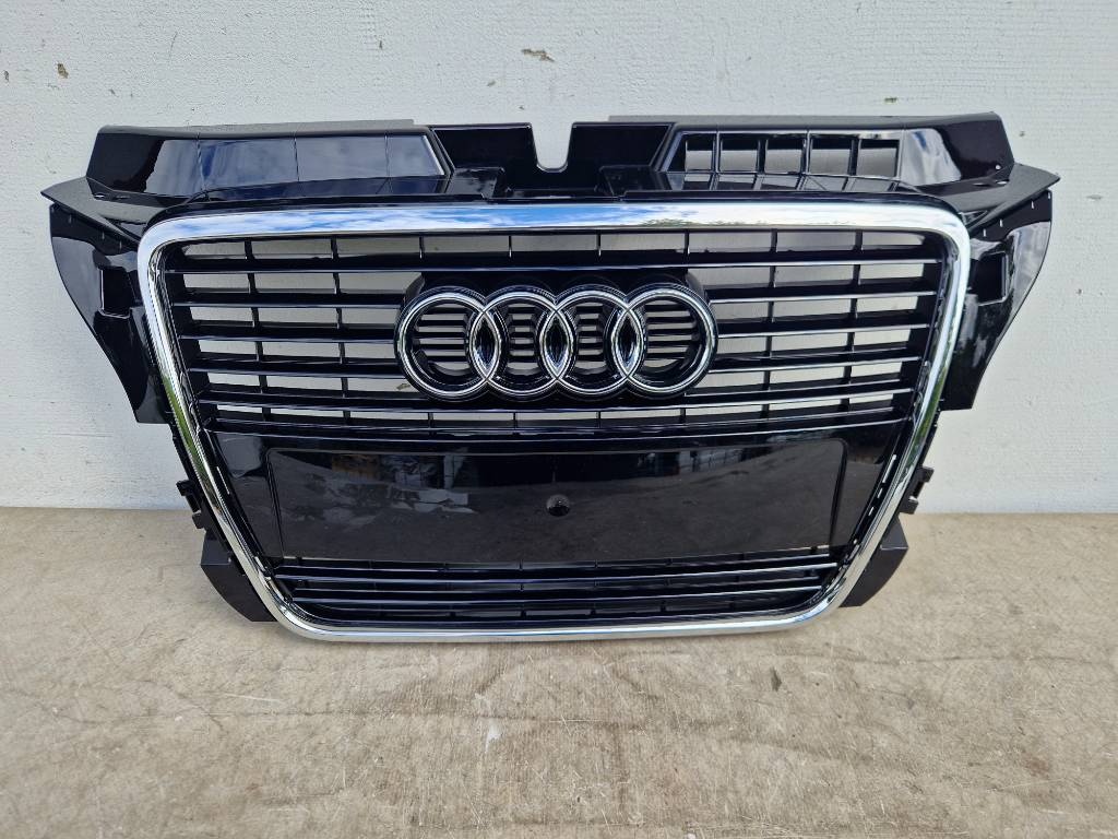 Audi A3 LIFT 2008- maska