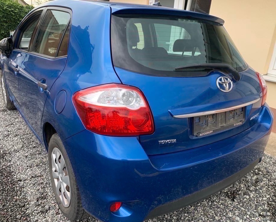 Rozpredam TOYOTA AURIS 1.33 Dual-VVTi 73kW 1NR-FE 2010