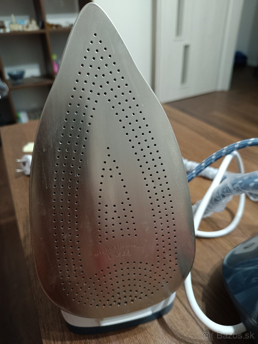 Rowenta Powersteam žehlička