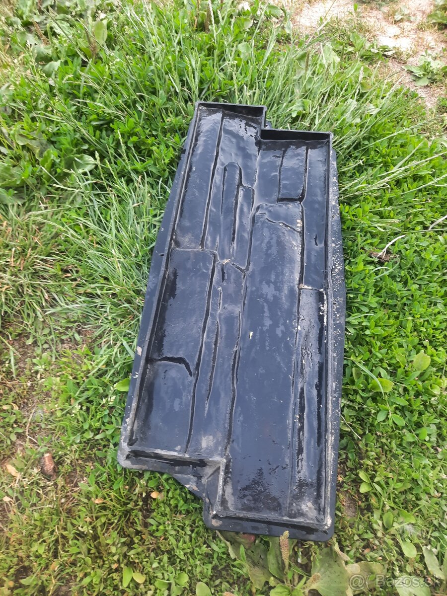 Formy na výrobu ozdobného štiepaného kameňa