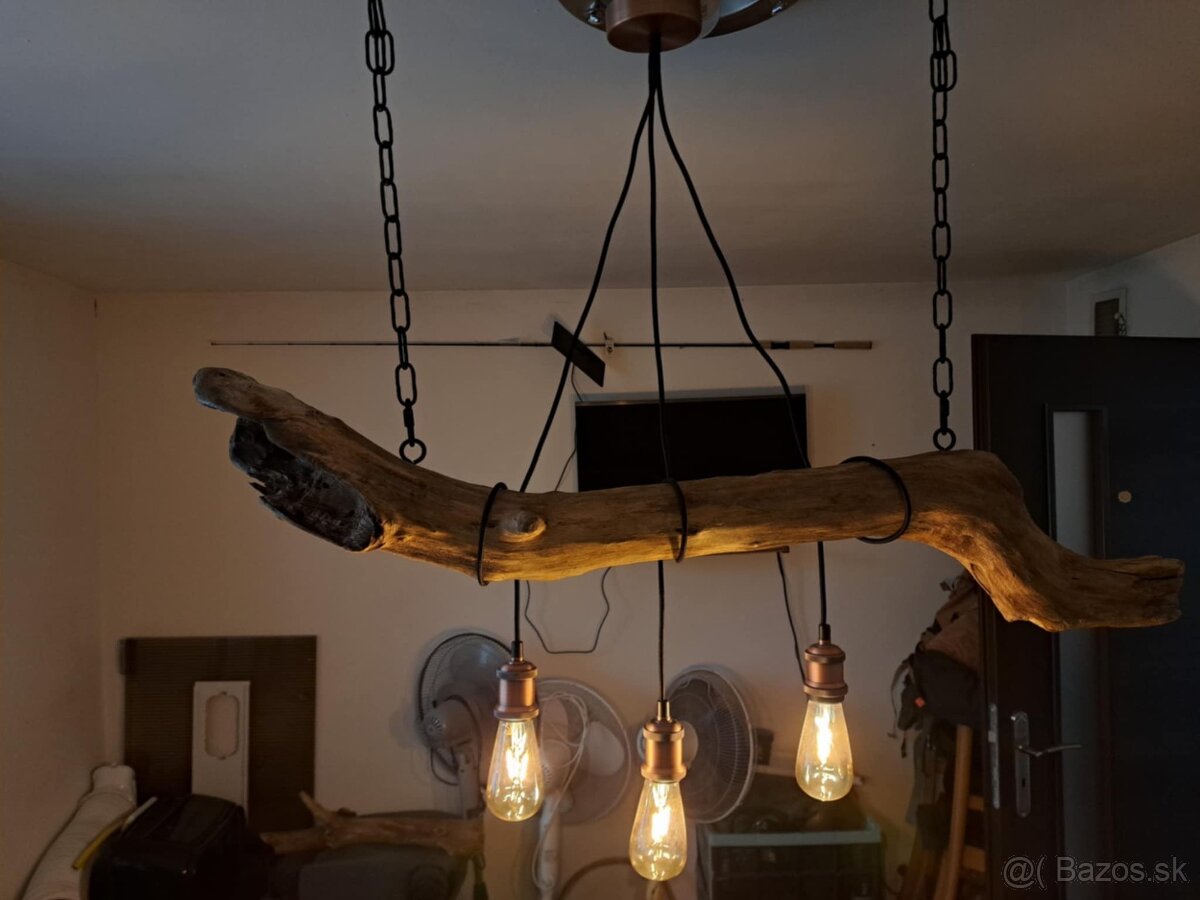 Stropná lampa