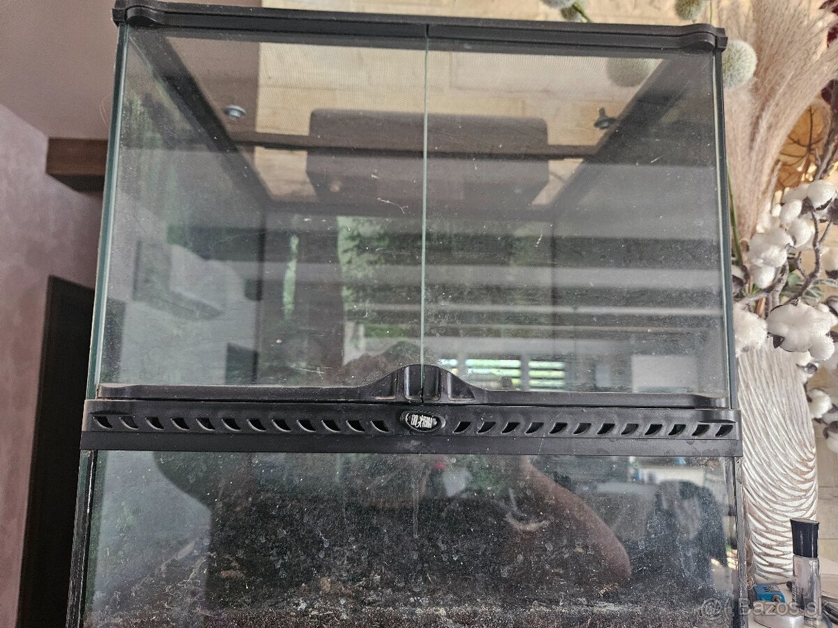 Predam terarium EXO TERRA