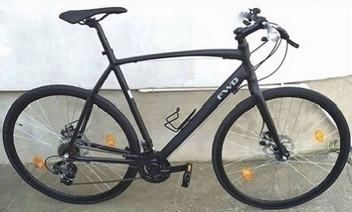 Športový cestný bicykel FWD 23 hliníkový rám