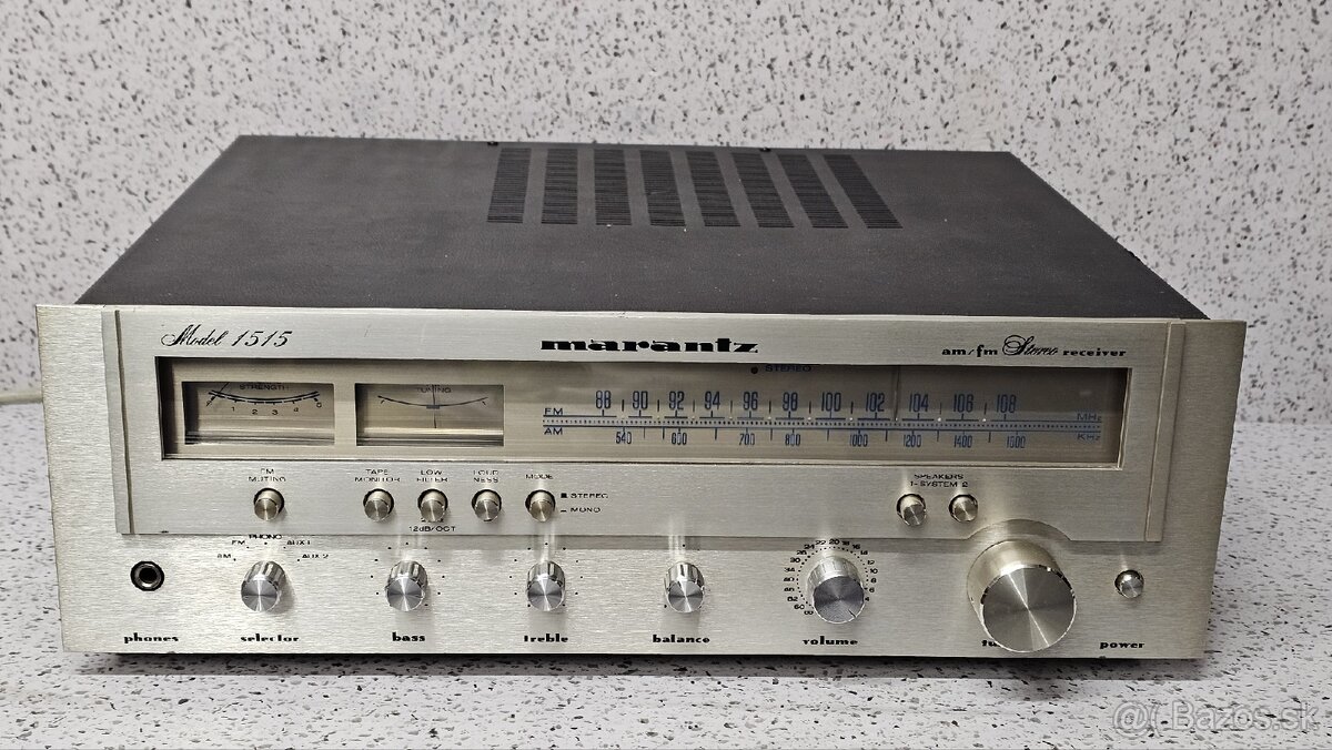 Marantz 1515
Stereophonic Receiver (1978-80)