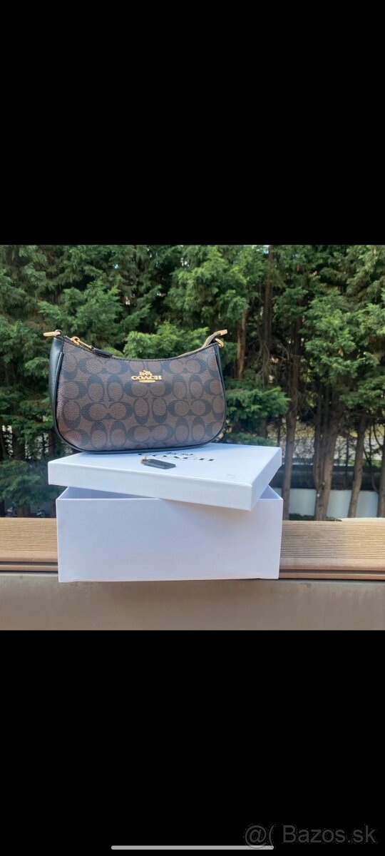 Coach Teri shoulder or handbag new