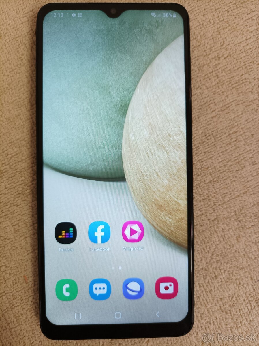 Samsung Galaxy A12