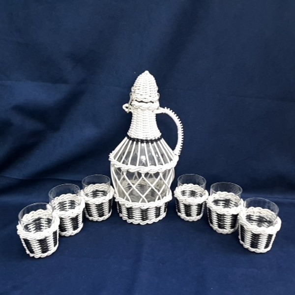 Opletaná fľaša,Ješted poháriky