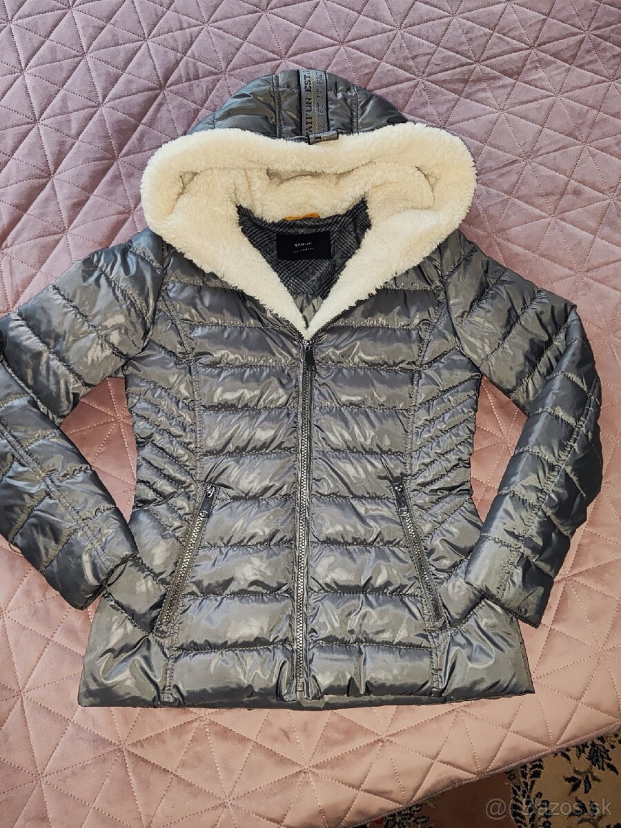 Teplá bundička sivá veľ.36