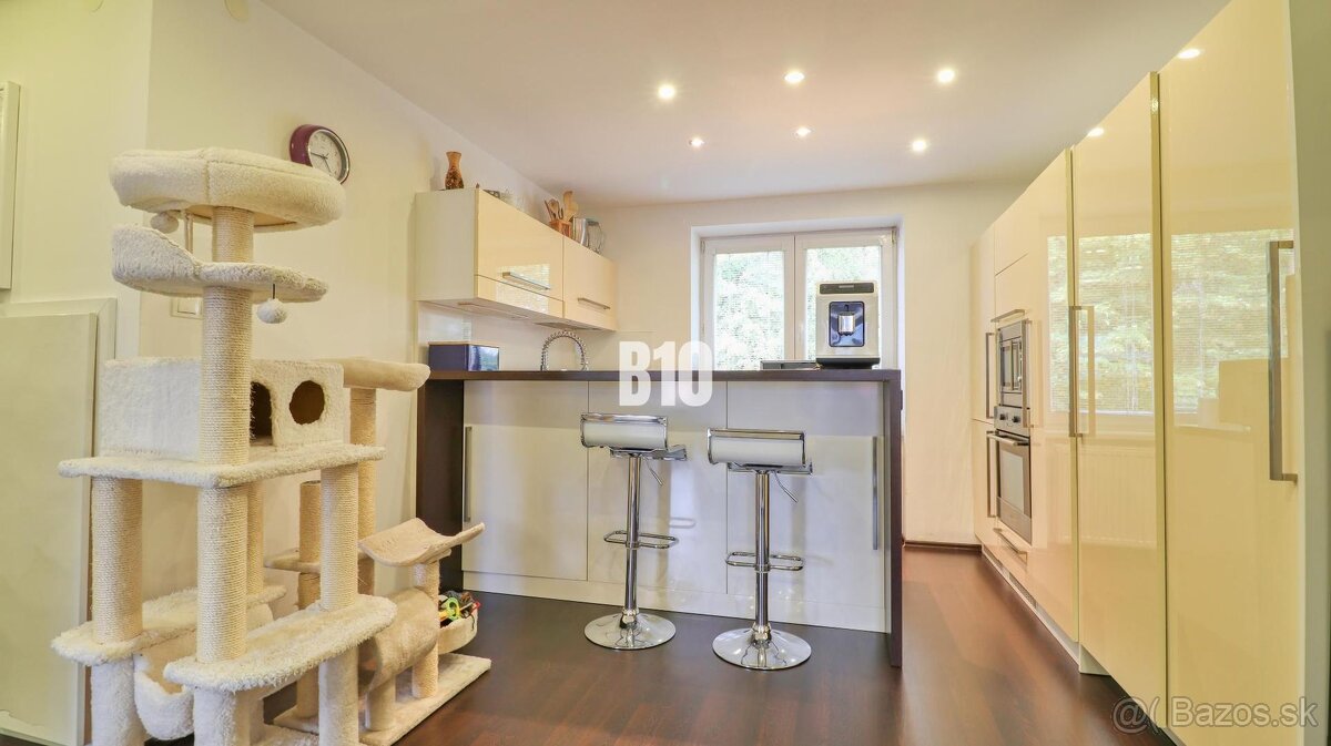 Komplet prerobený 3 izbový byt Martin - širšie centrum