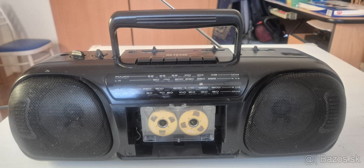Radiomagnetofon RX-FS 430