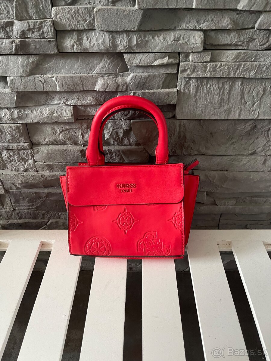 Guess mini