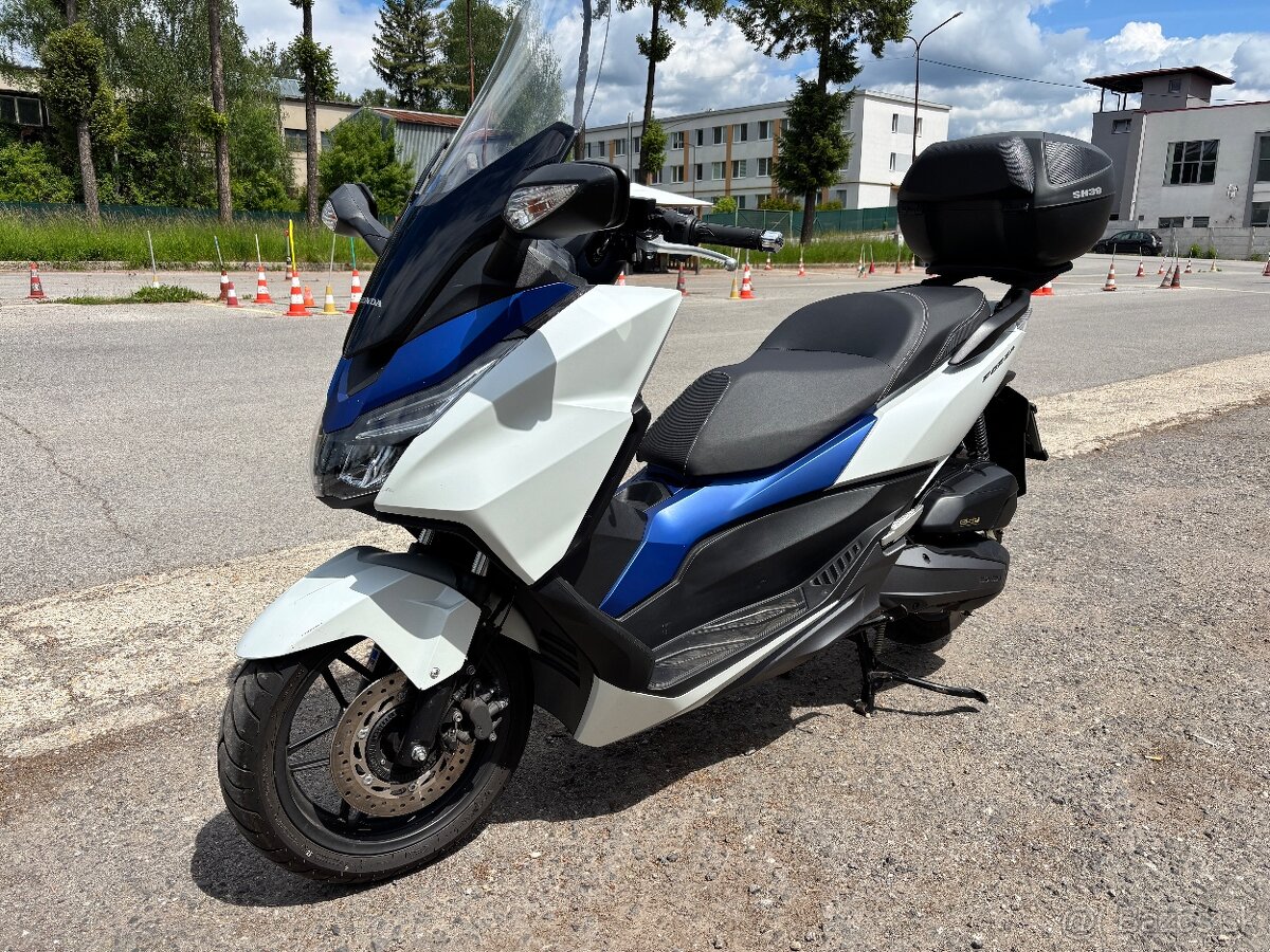 Honda Forza 125