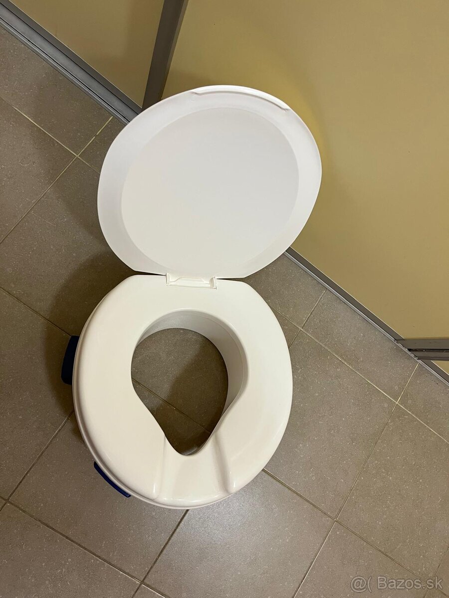 Podsedák na WC