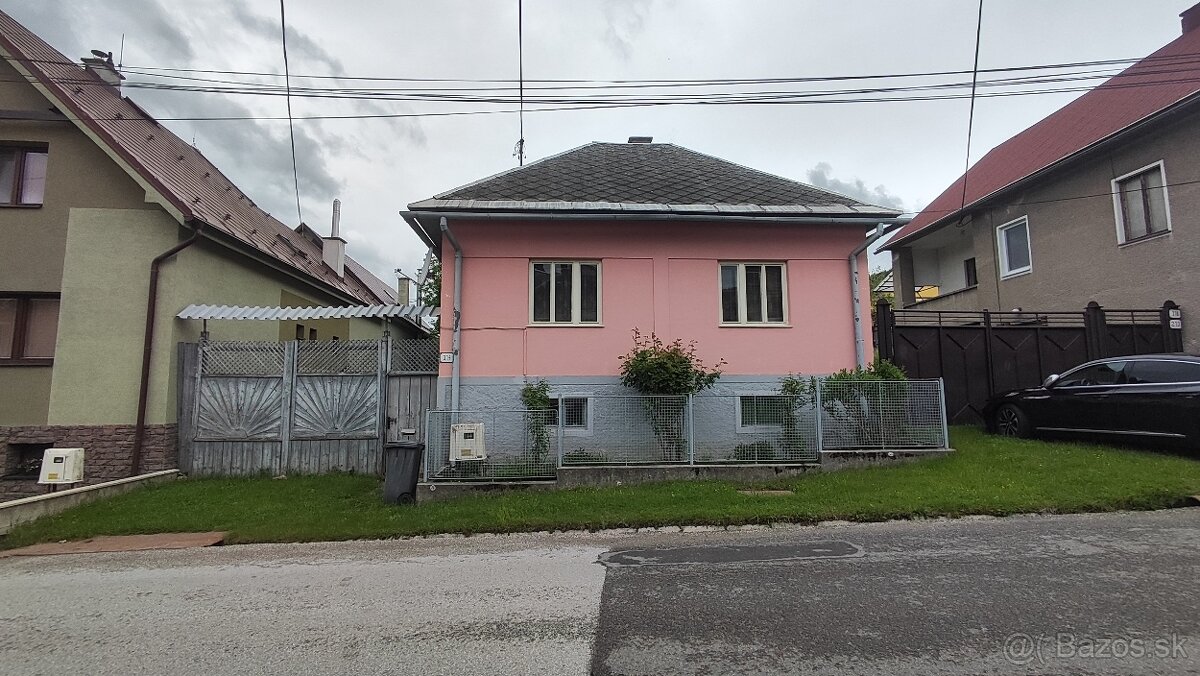 Na predaj rodinný dom v obci Pohorelá