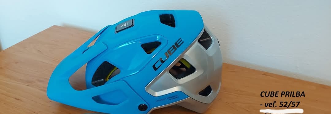 Cyklistická prilba Cube