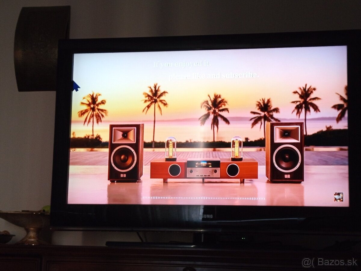 "Samsung LE40B530"+ "Strong LEAP-S1" = smart 40" TV set