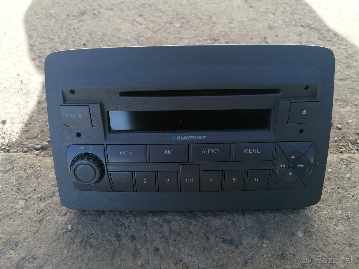 fiat radio