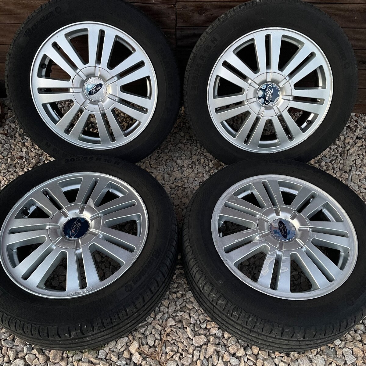 hlinikove disky ford 5x108 r16