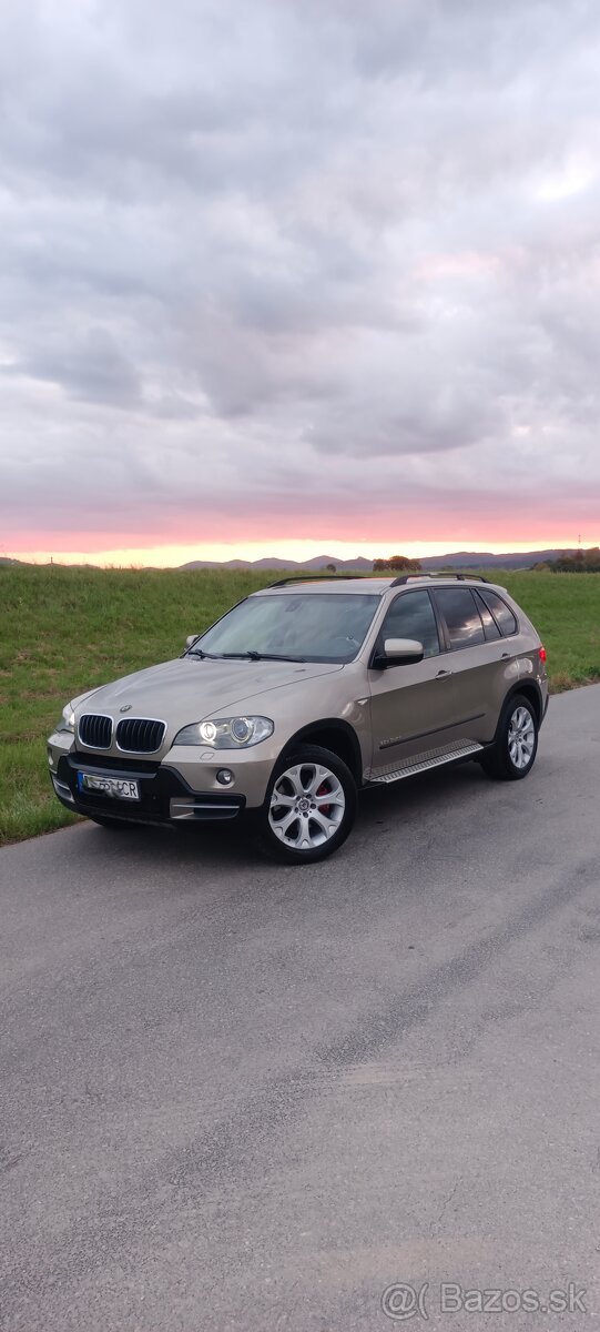 X5 e70 239000km po veľkom servise top stav