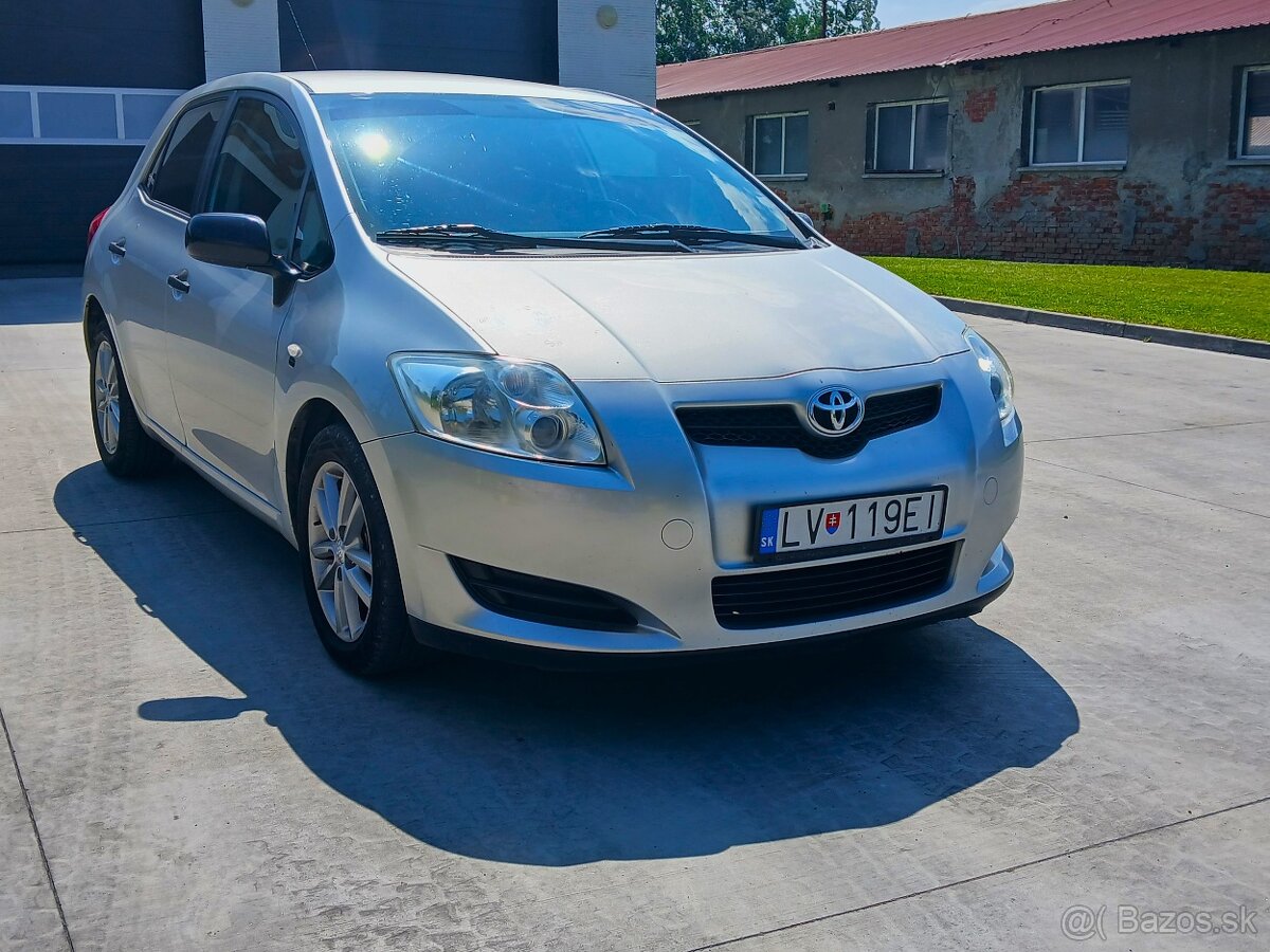 Toyota Auris 1.4 I D-4D 90 Terra Cool 5Dverová