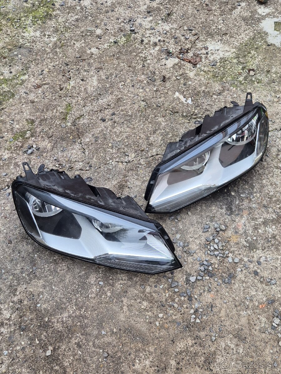 VW Touareg 2 predné svetlá