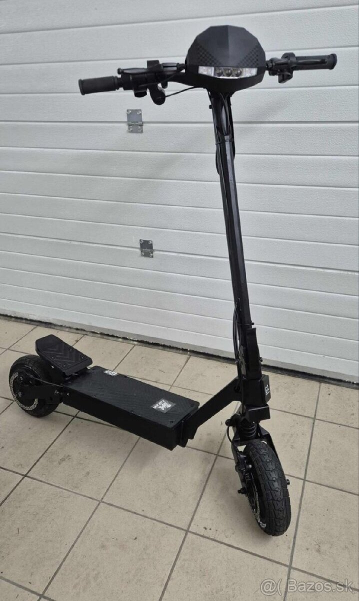Kukirin g2 elektrická kolobežka