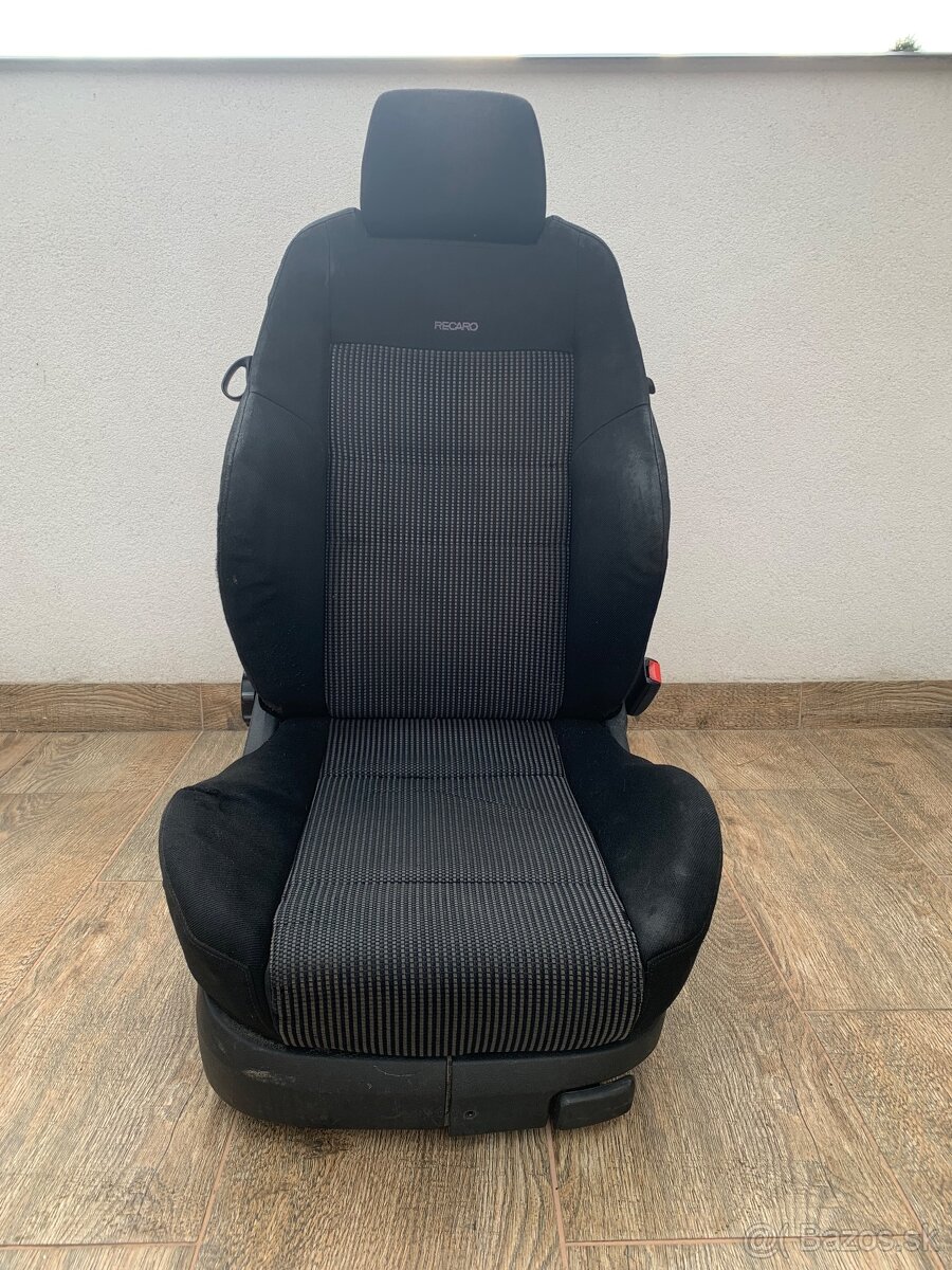 Sedačky recaro golf 4