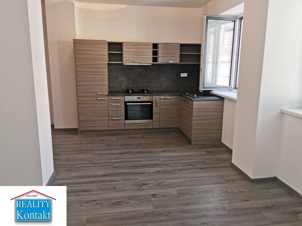 Na prenájom 2-izbový byt - Nové Zámky