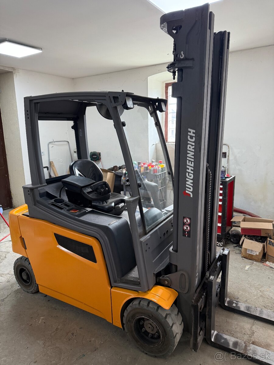 ✳️ El. vysokozdvižný vozík Jungheinrich EFG 320 r.v.2018 ✳️