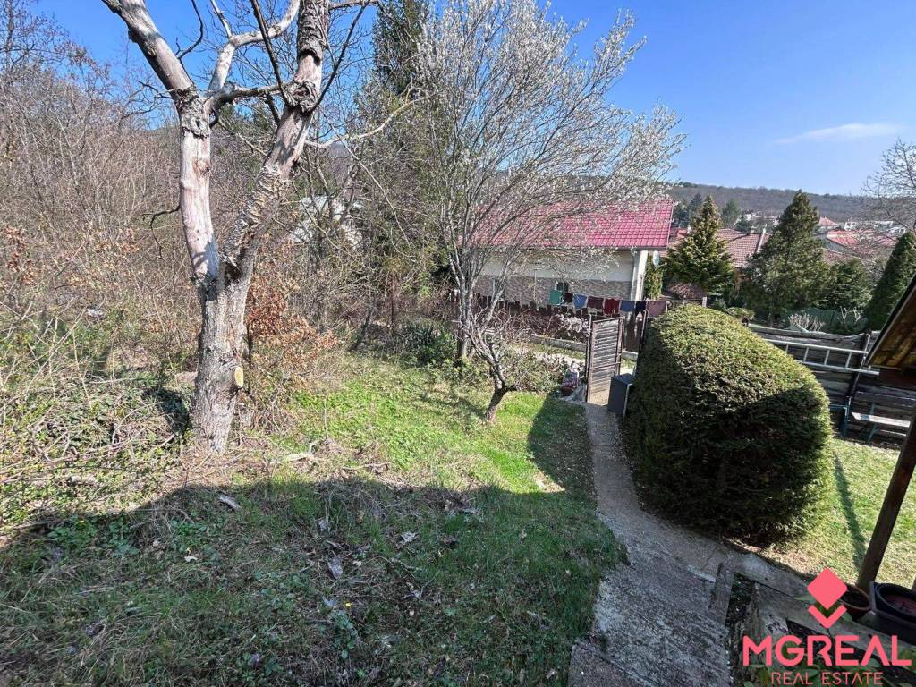 Predaj záhrady spolu s rekreačnou chatkou