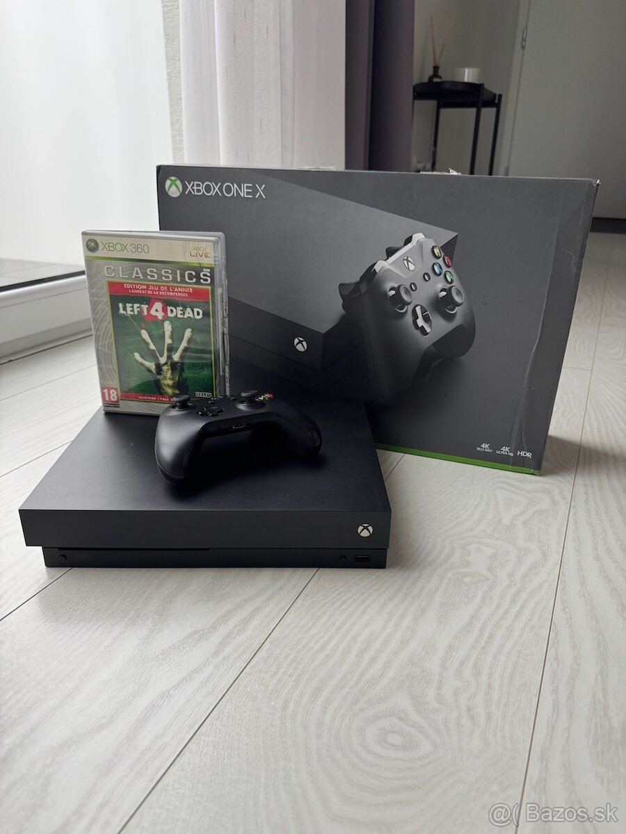 XBOX One X 1TB + 1 ovládač + 1 hra