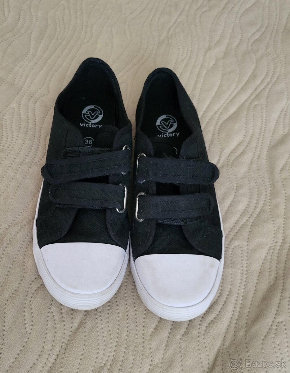 Tenisky/plátenky velk. 36