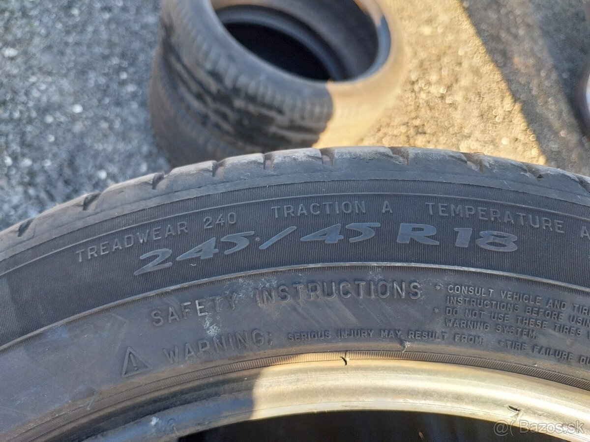 245/45R18