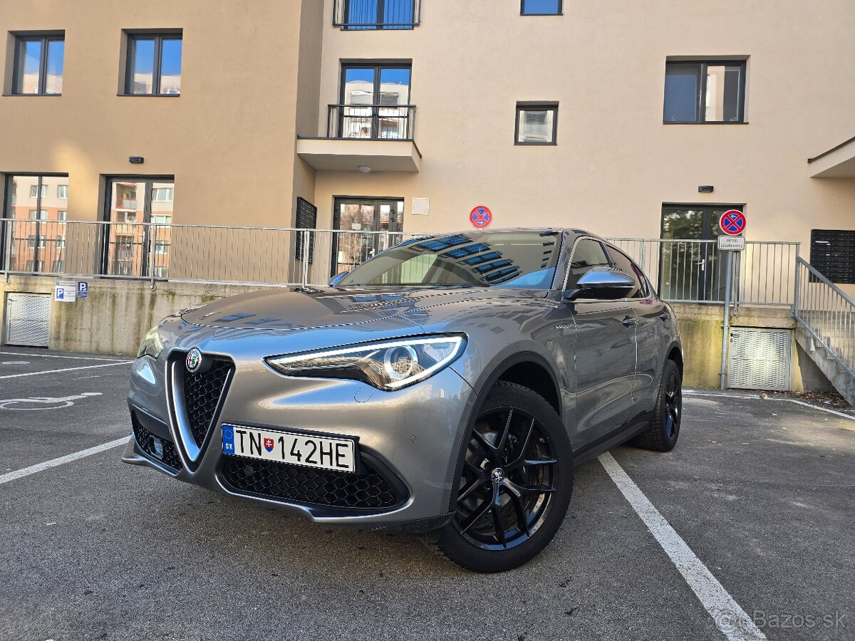 Alfa Romeo Stelvio 2.0 Q4 280ps