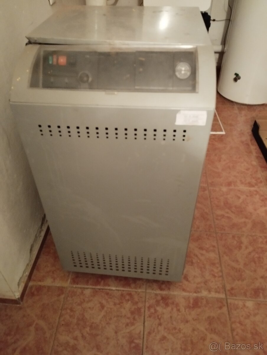 Kotol, termostat