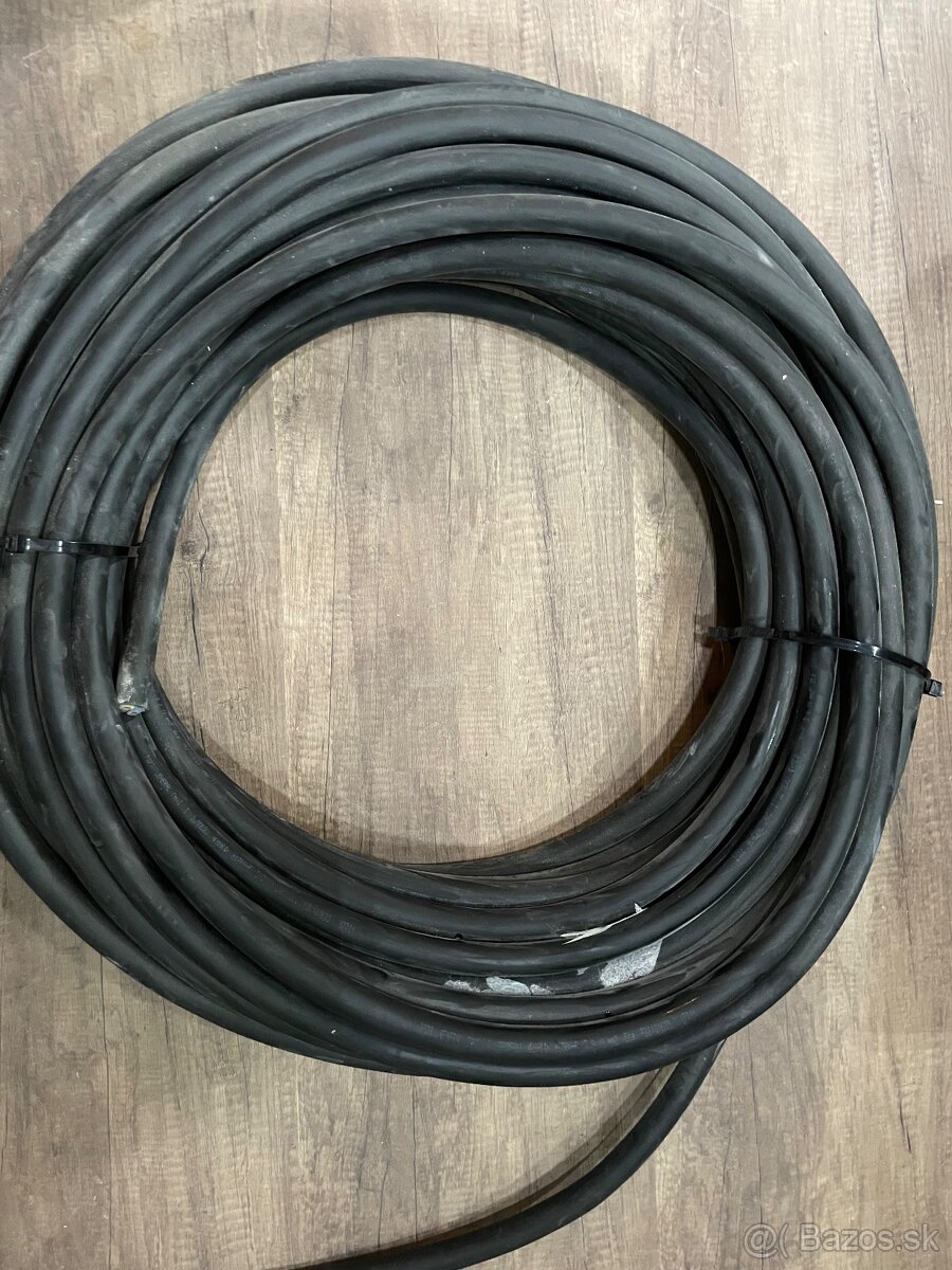 Gumený Kabel 5x10 H07RN-F