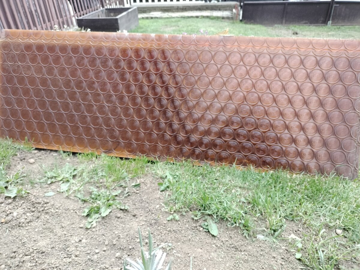 Sklo na zasklievanie