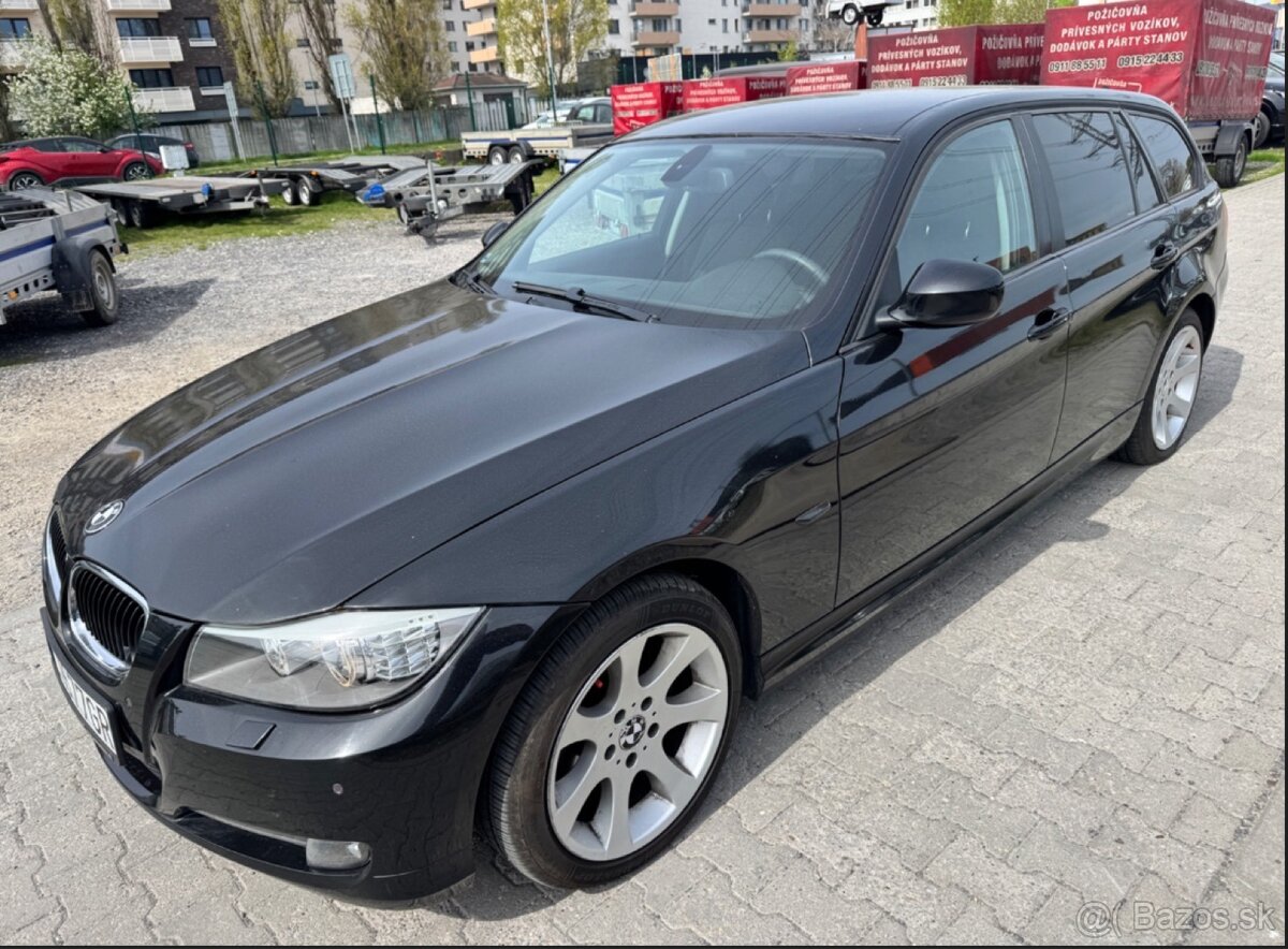 BMW Rad 3 Touring 320d A/T