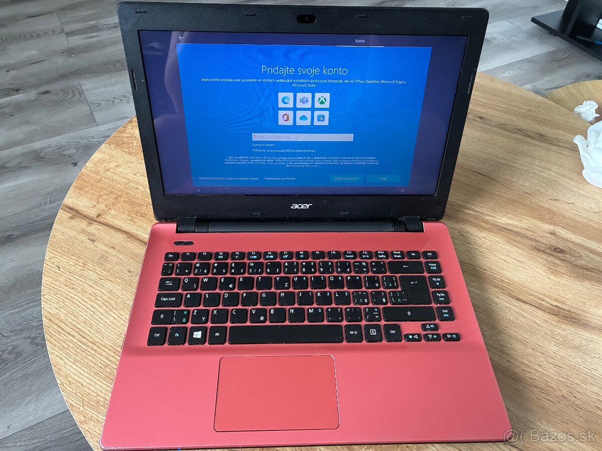 Acer E5