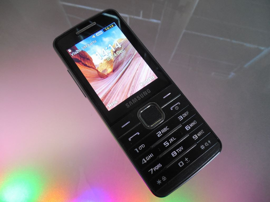 Samsung gt 5610 odblokovany na vsetky sim karty