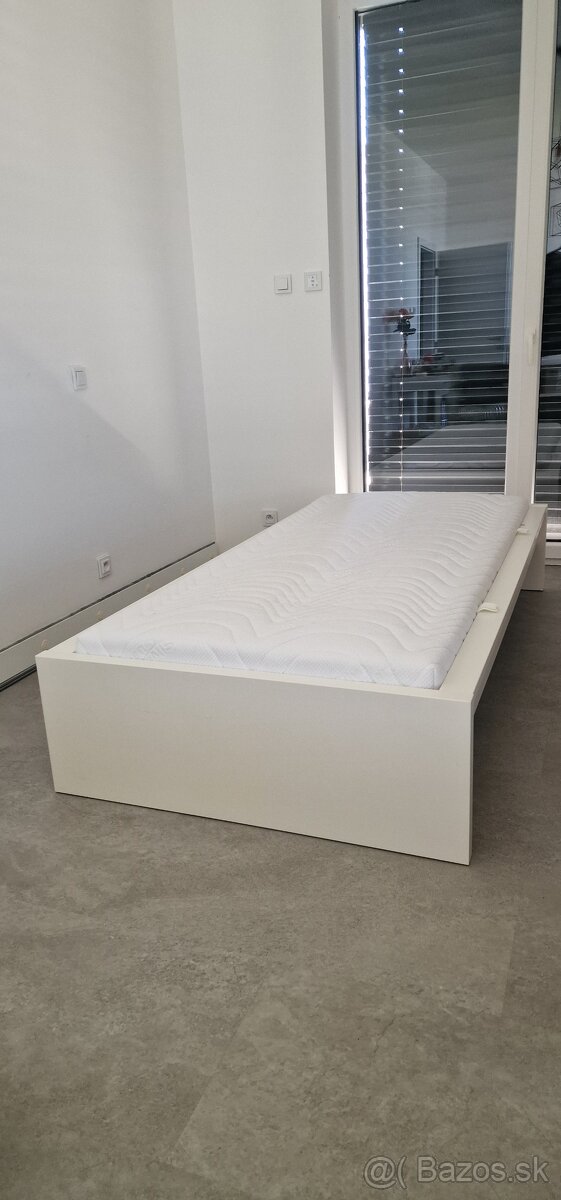 Ikea jednotkova postel