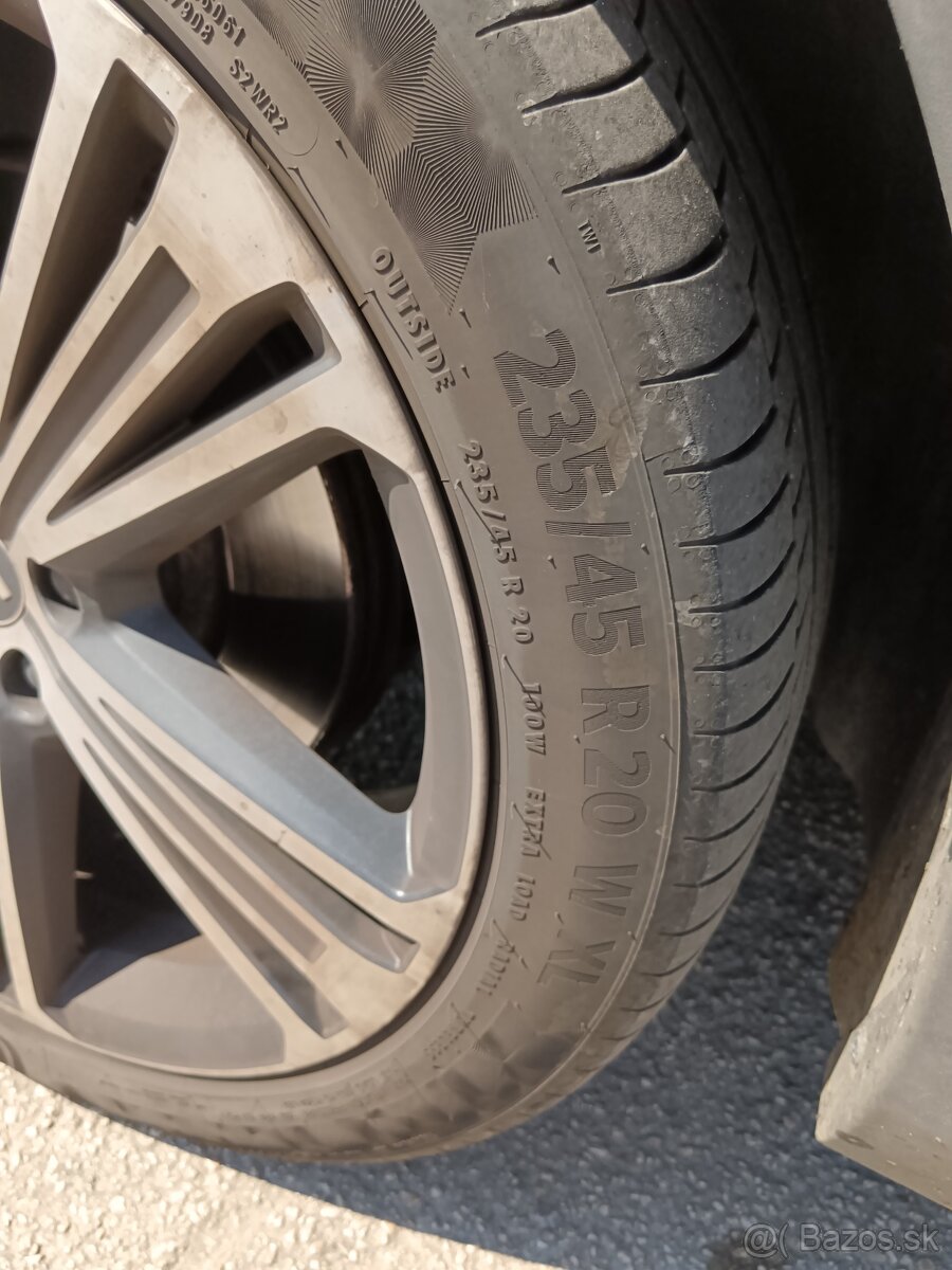 Kúpim 235/45 R20