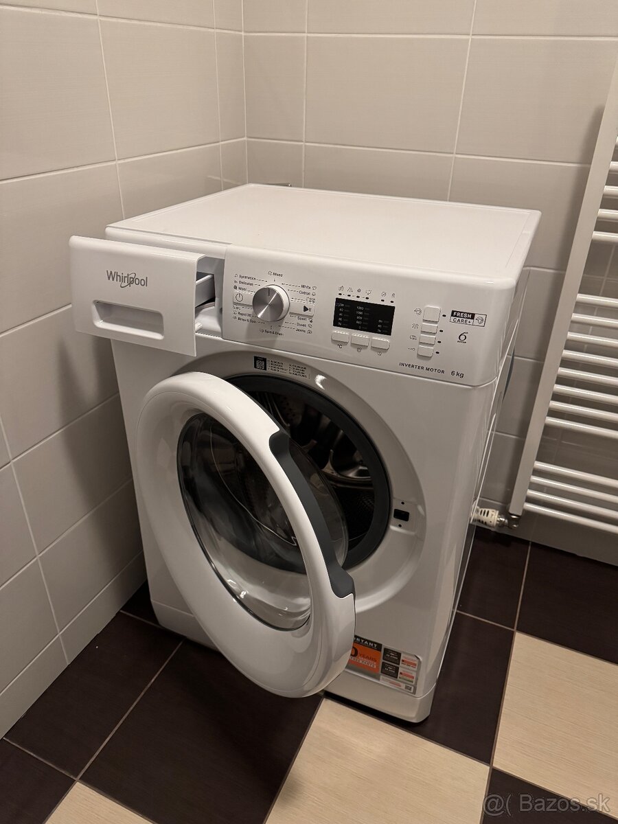 Práčka WHIRLPOOL FFL 6238 W EE