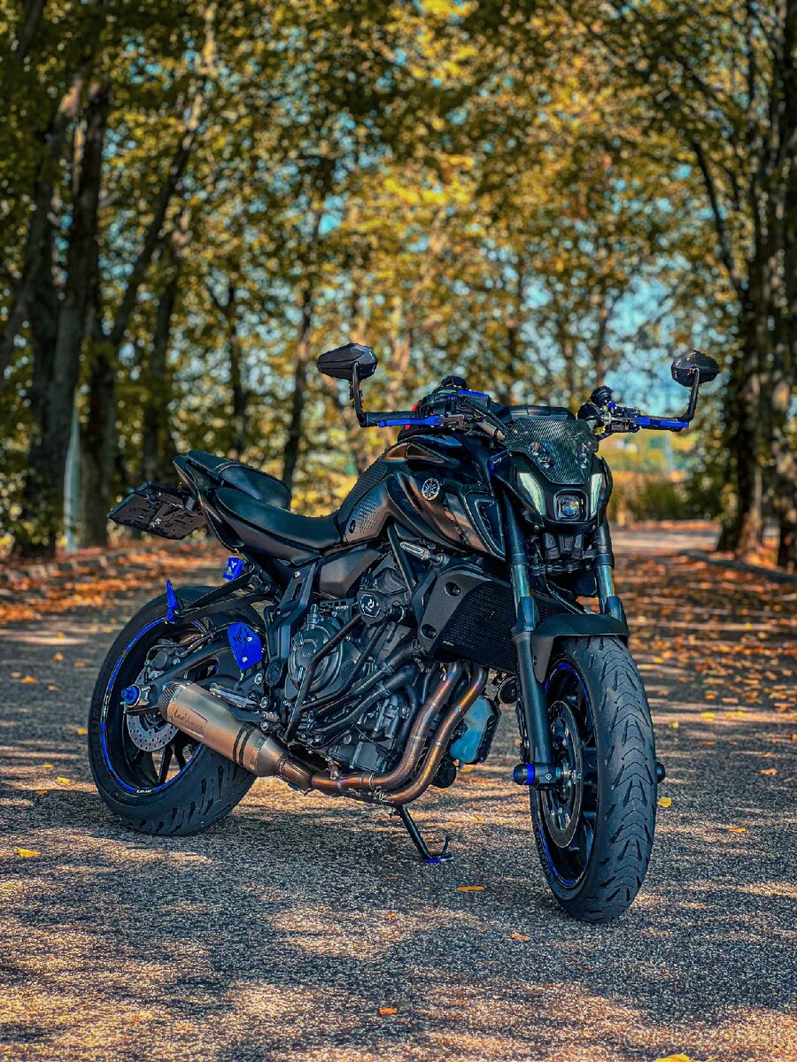 Yamaha MT-07 (2021) – 54 kW / v TP 35 kW – A2