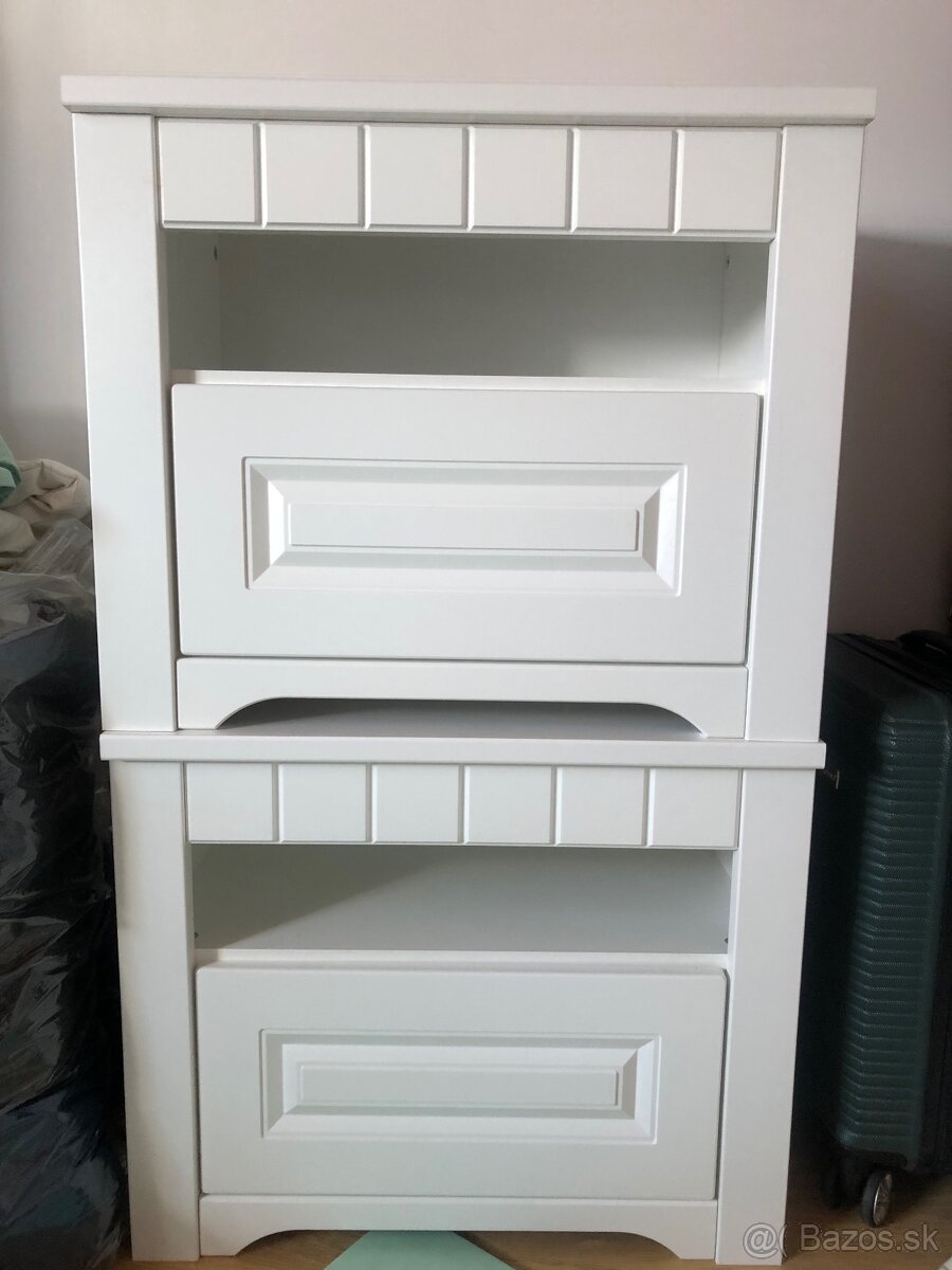 Nočný stolík Tirol Decodom nový 2ks