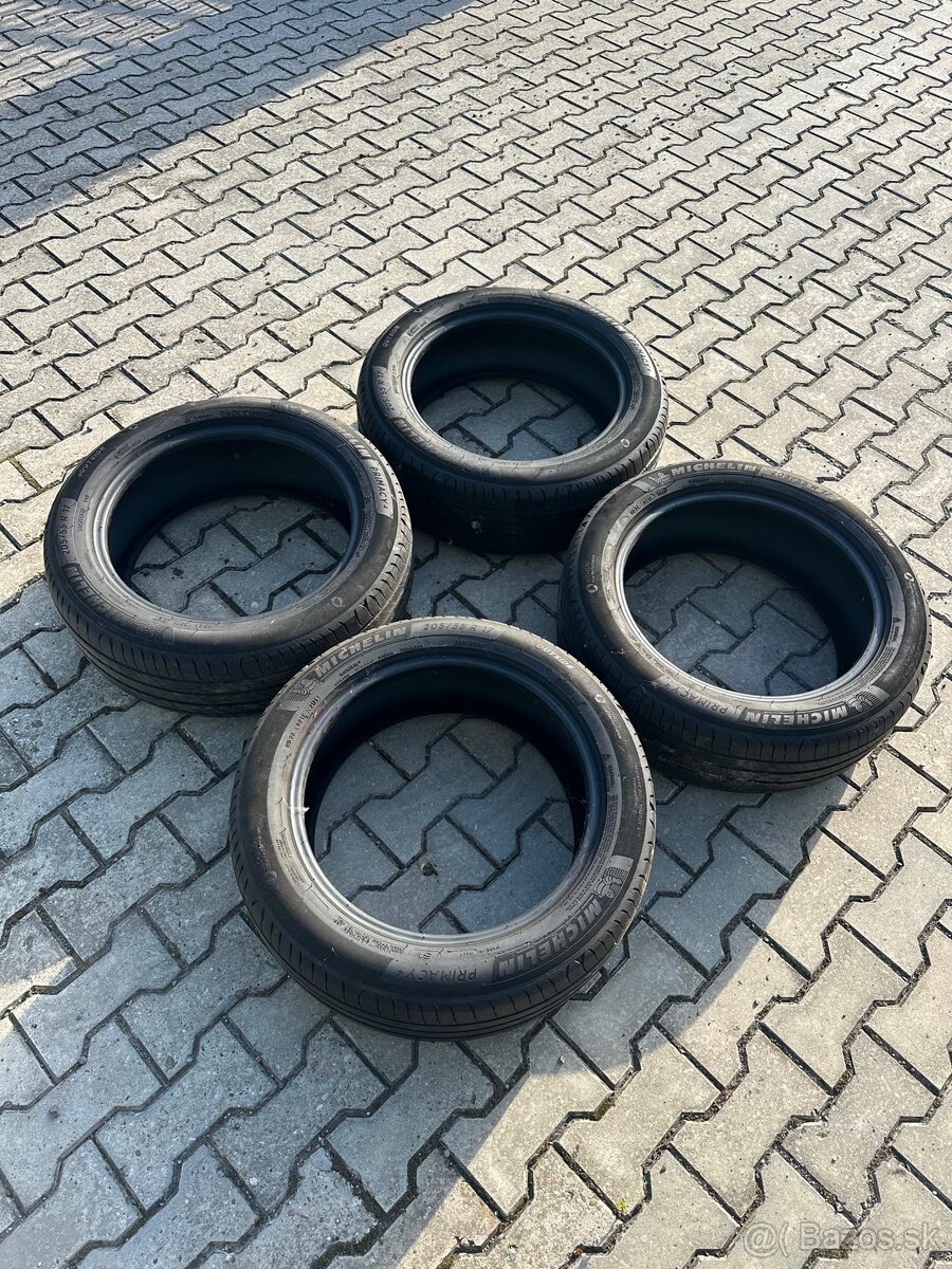 LETNE PNEUMATIKY 205/55 R17